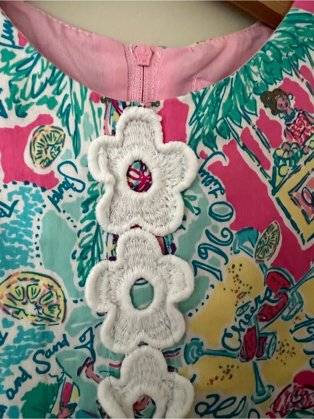 Lilly Pulitzer | Girls' Tropical Print Shift Dress Turquoise Pink Yellow Sz 6 - Picture 3 of 12